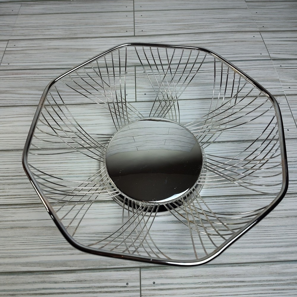 Vintage MCM Silver Plated‎ Bread Fruit Basket Beautiful Silver Plated Wire